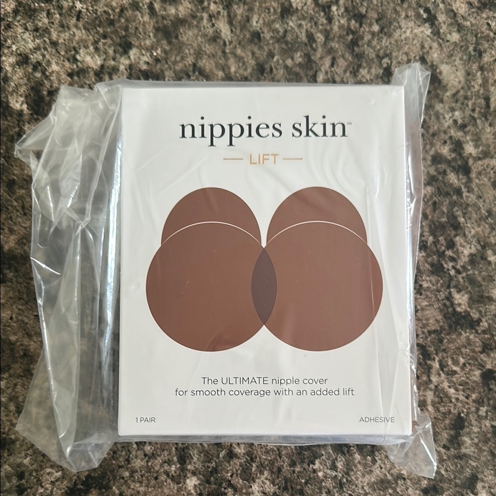 Nippies Skin Lift Adhesive Covers - Coco/Brown NWT